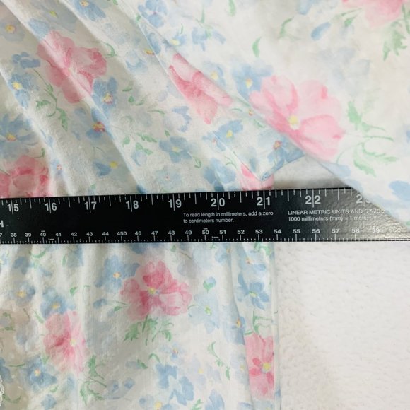 VTG Miss Elaine Womens Nightgown Size XS Floral Snap Front Long Sleeve Pockets - Picture 11 of 13